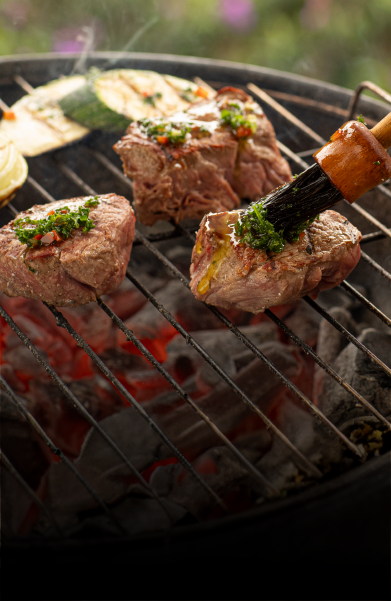 Medallones de Lomo Fino Ranchera con Chimichurri y Verduras asadas